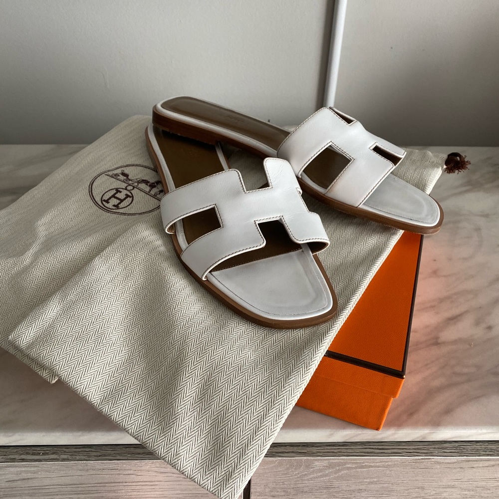 ‼️SOLD‼️ Hermès Oran Sandals